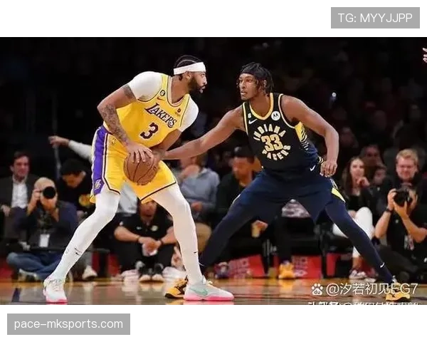 戴维斯内线统治力拉开湖人攻防差距
