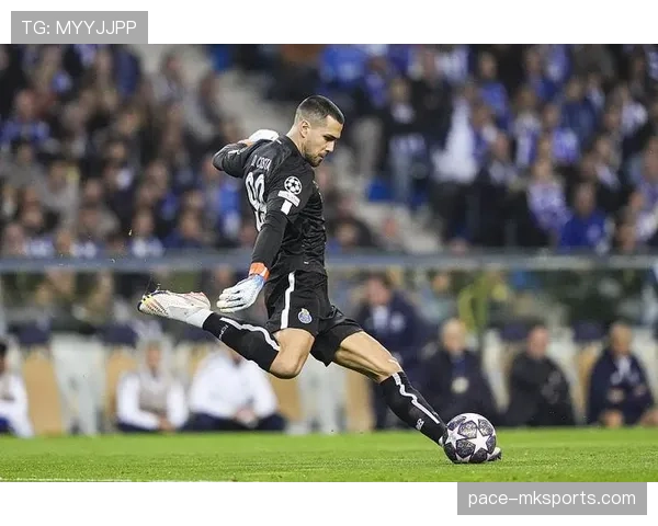 利雅得新月统治周期趋势引发竞争格局调整，球队未来发展面临方向抉择